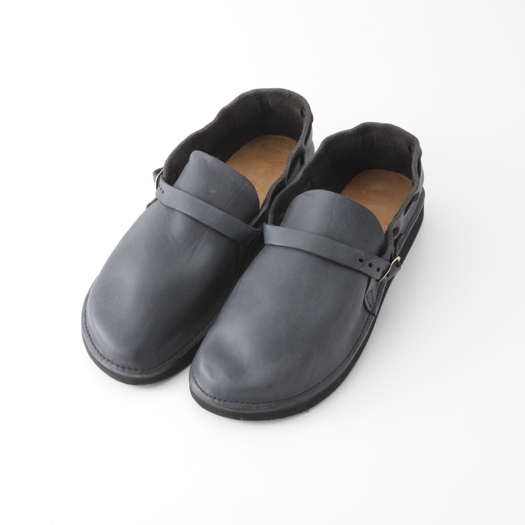 aurora-shoes-middle-english01.jpg