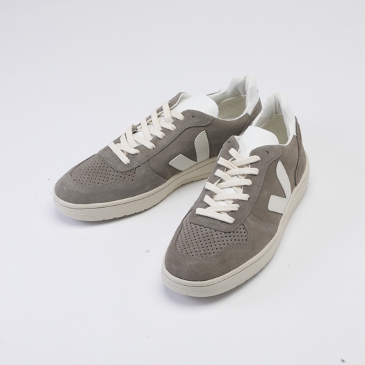 veja-v10-suede-109.jpg