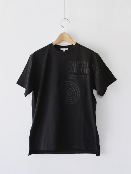 printed-cross-crew-neck-t-shirt-spiral-black_-_1.jpg
